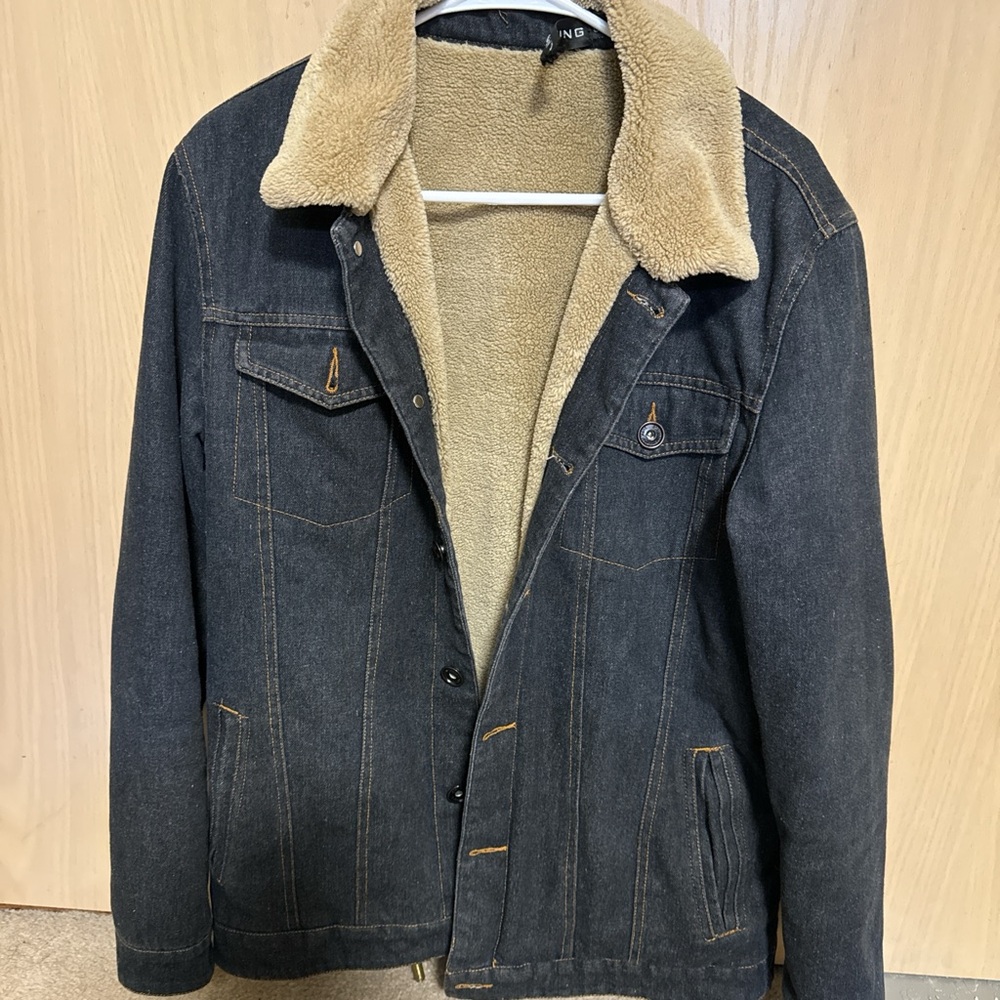 Jean jacket with wool lining